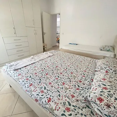 Sebi Vlore-apartment Апартаменты Влёра